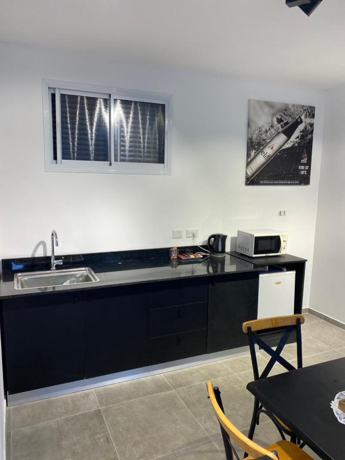 הדירה בדובדבן - The Apartment In Dovdvan ทิเบเรียส ภายนอก รูปภาพ